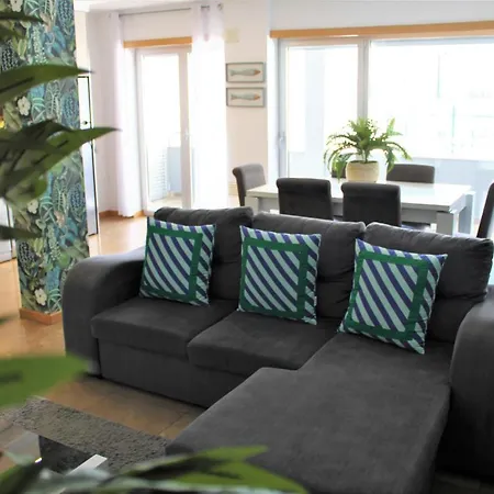 Salvador's House T2 - Rooftop Pool & Center דירה